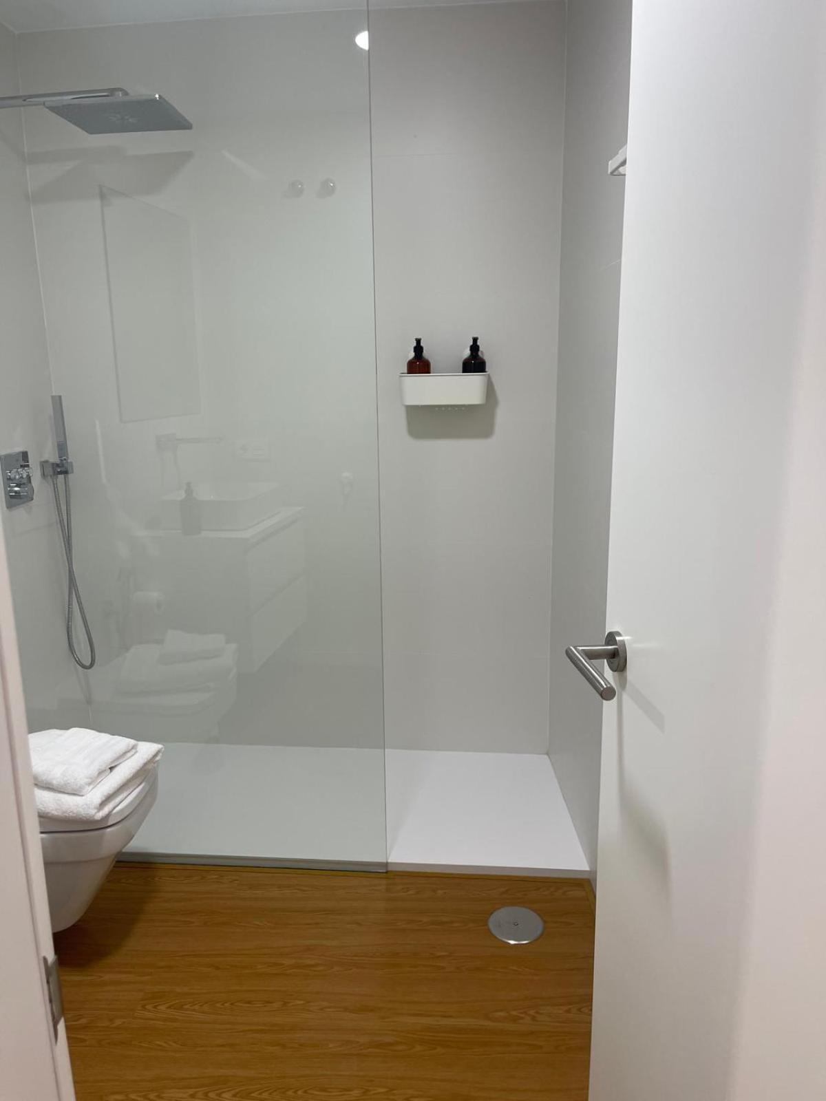 Apartamento Calle Rodrigo De Triana Con Opcion De Parking Seville Luaran gambar