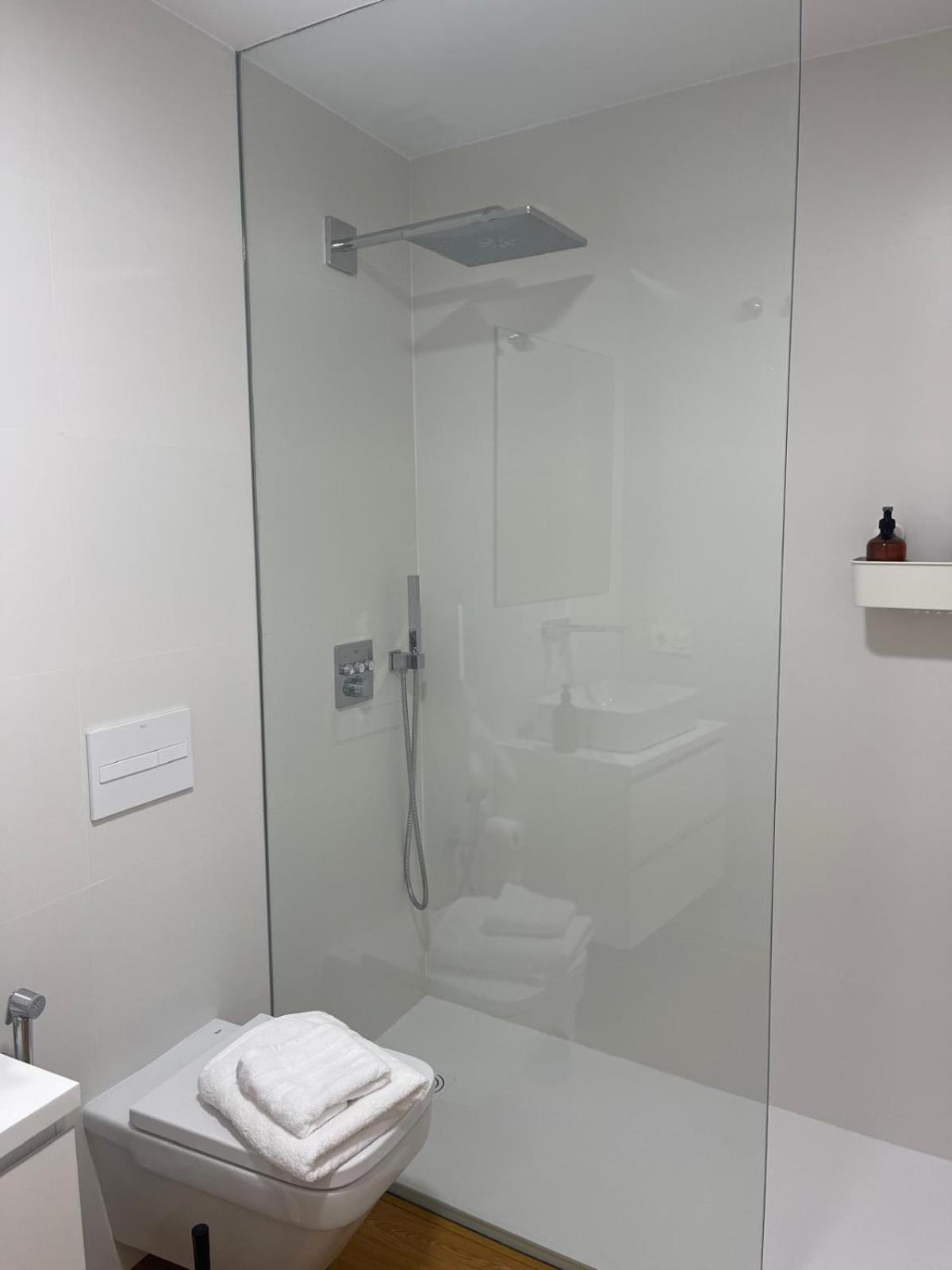 Apartamento Calle Rodrigo De Triana Con Opcion De Parking Seville Luaran gambar