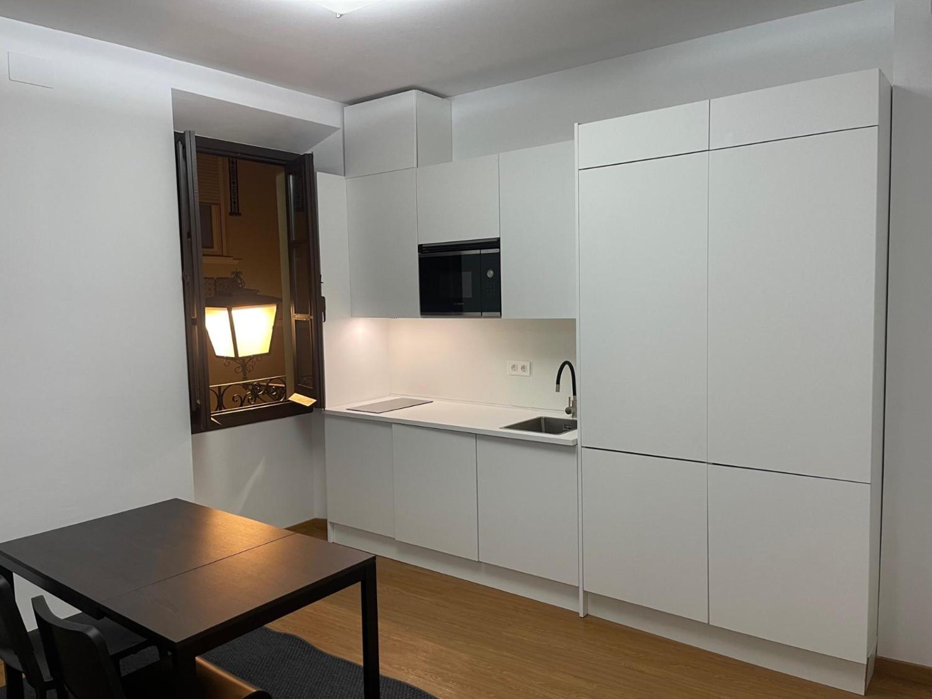 Apartamento Calle Rodrigo De Triana Con Opcion De Parking Seville Luaran gambar